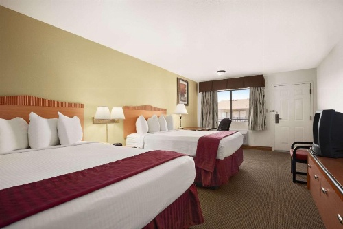 Sierra Inn image 21